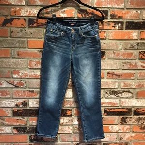 Denizen Modern Crop Jeans